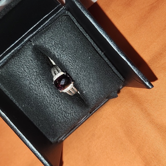 Authentic Wheaton David Yurman ring. Size 8 - Picture 2 of 16